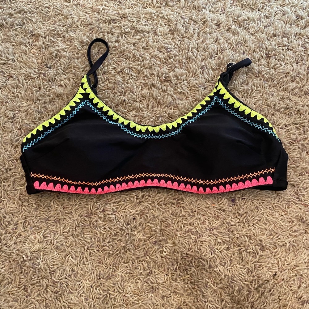 Black swim suit